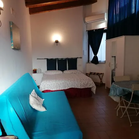 Oda ve Kahvaltı Petronilla Fermo